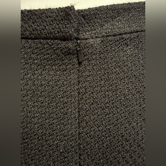 J Crew Mini Black Wool/ Polyester Lightly Fringe On Bottom Zipper In Bac… - Picture 5 of 9